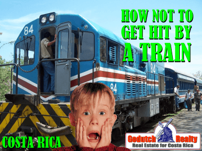 2 Ways to not get hit by the train in Costa Rica