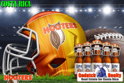 American Football in Costa Rican sports bar