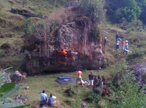 Bouldering in nature in Costa Rica