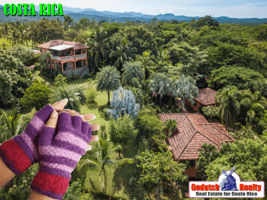 Who says it does not get cold in Costa Rica
