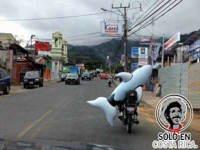 Motorbikes on the roads of Costa Rica