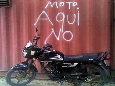 Motorbikes on the roads of Costa Rica