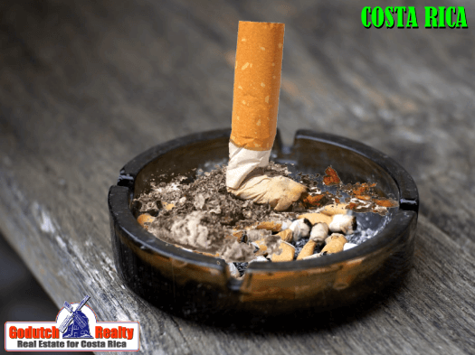 Should a realtor disclose a smoker's house?