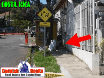 Sidewalks in Costa Rica are different