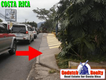 Sidewalks in Costa Rica are different