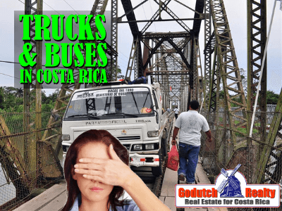 The behavior of trucks and buses in Costa Rica