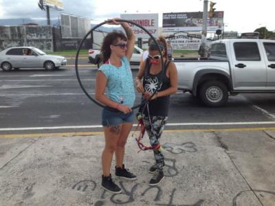 What can happen at the traffic light in Costa Rica?