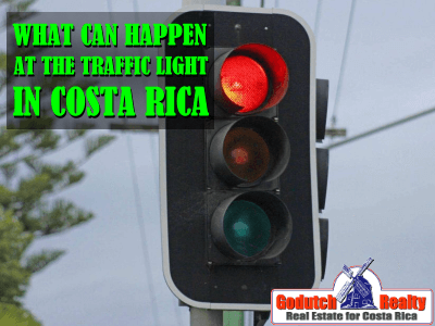 What can happen at the traffic light in Costa Rica?