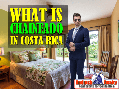 What does chaineado mean in Costa Rica?